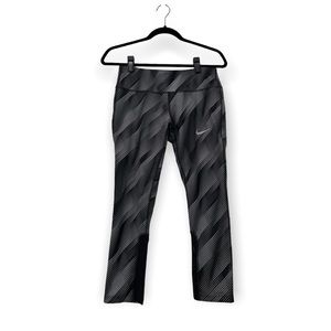 Nike Epic Run Black and Grey Striped Cropped Running, Small